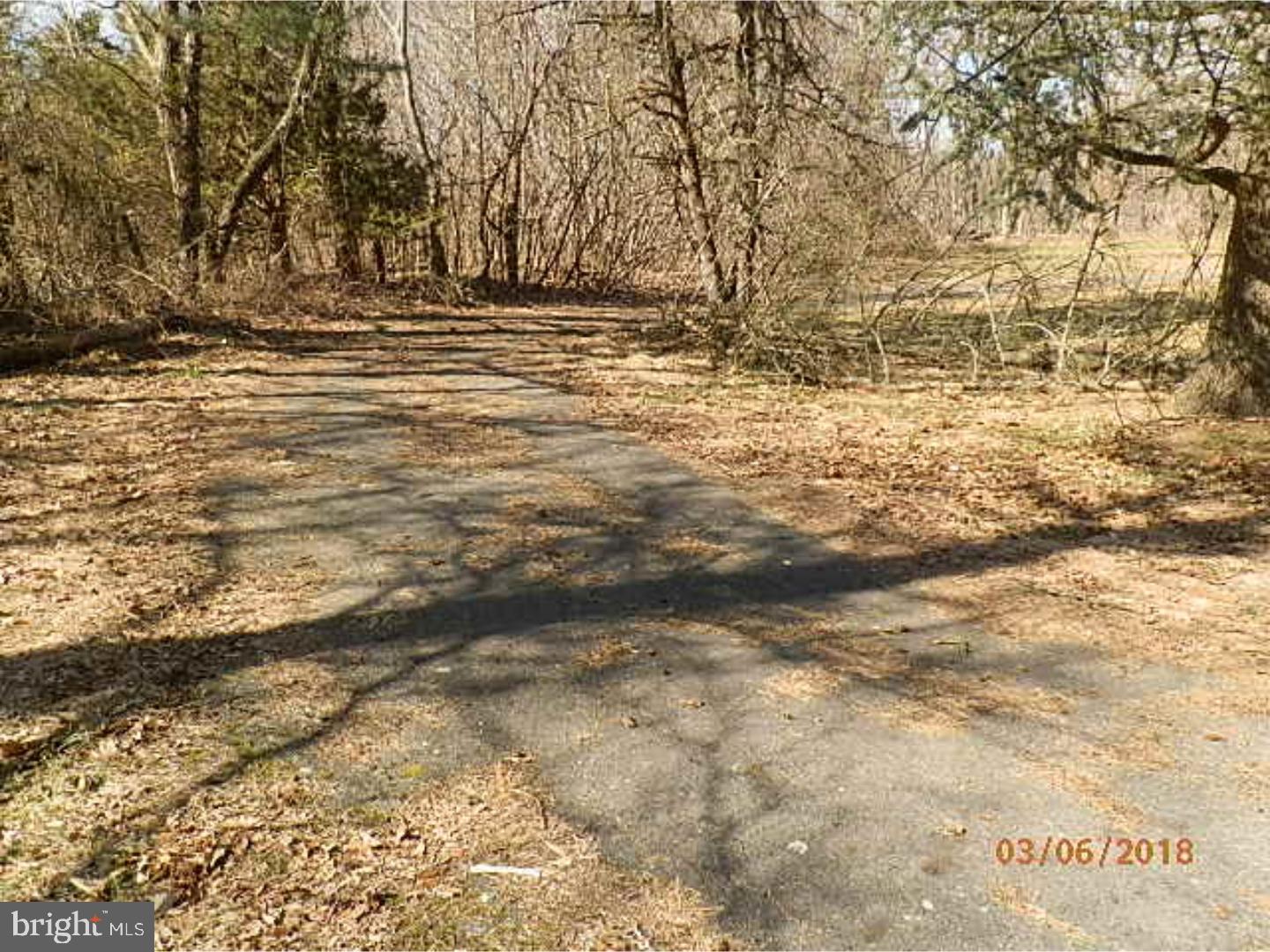 2734 Monmouth Road Jobstown, NJ 08041 - Photo 2 of 24