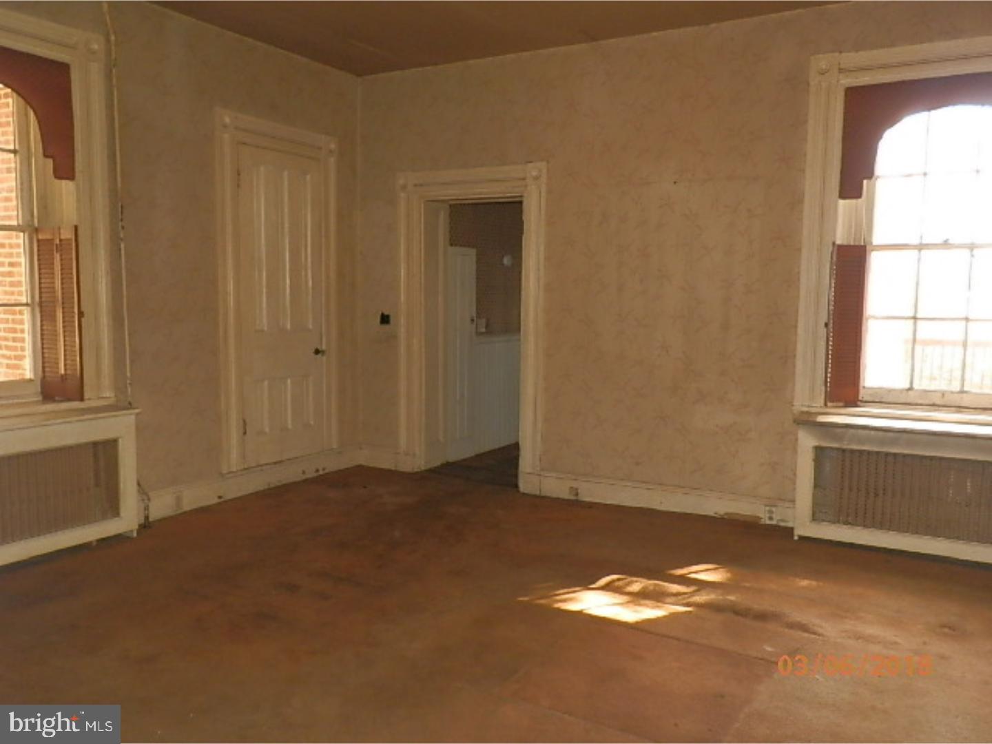 2734 Monmouth Road Jobstown, NJ 08041 - Photo 9 of 24