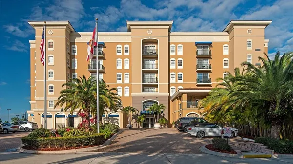 $429,000 | 1064 North Tamiami Trail, Unit 1435, Sarasota, FL 34236