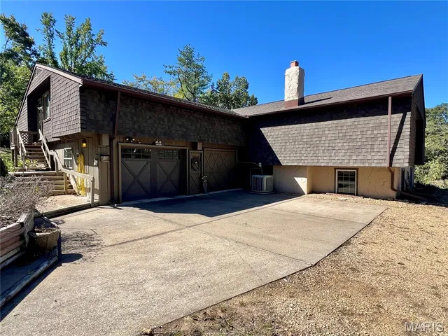 $339,000 | 601 South Shelby Street, Perryville, MO 63775