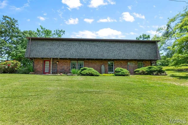 $339,000 | 601 South Shelby Street, Perryville, MO 63775