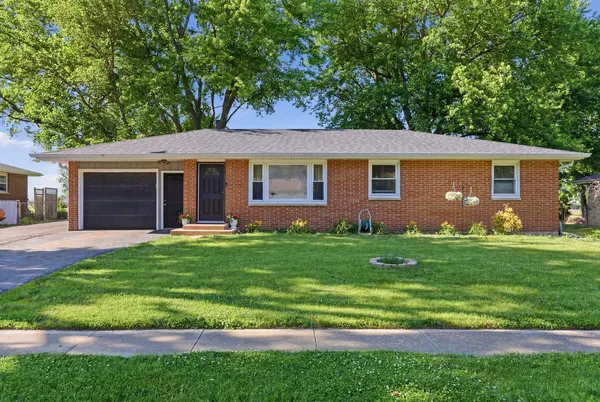 $360,000 | 120 Terry Drive, Sugar Grove, IL 60554