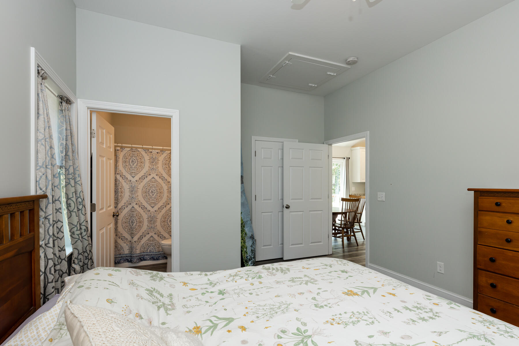 5 Whiffletree Circle Sandwich, MA 02563 - Photo 13 of 33 a bedroom with a bed and a dresser