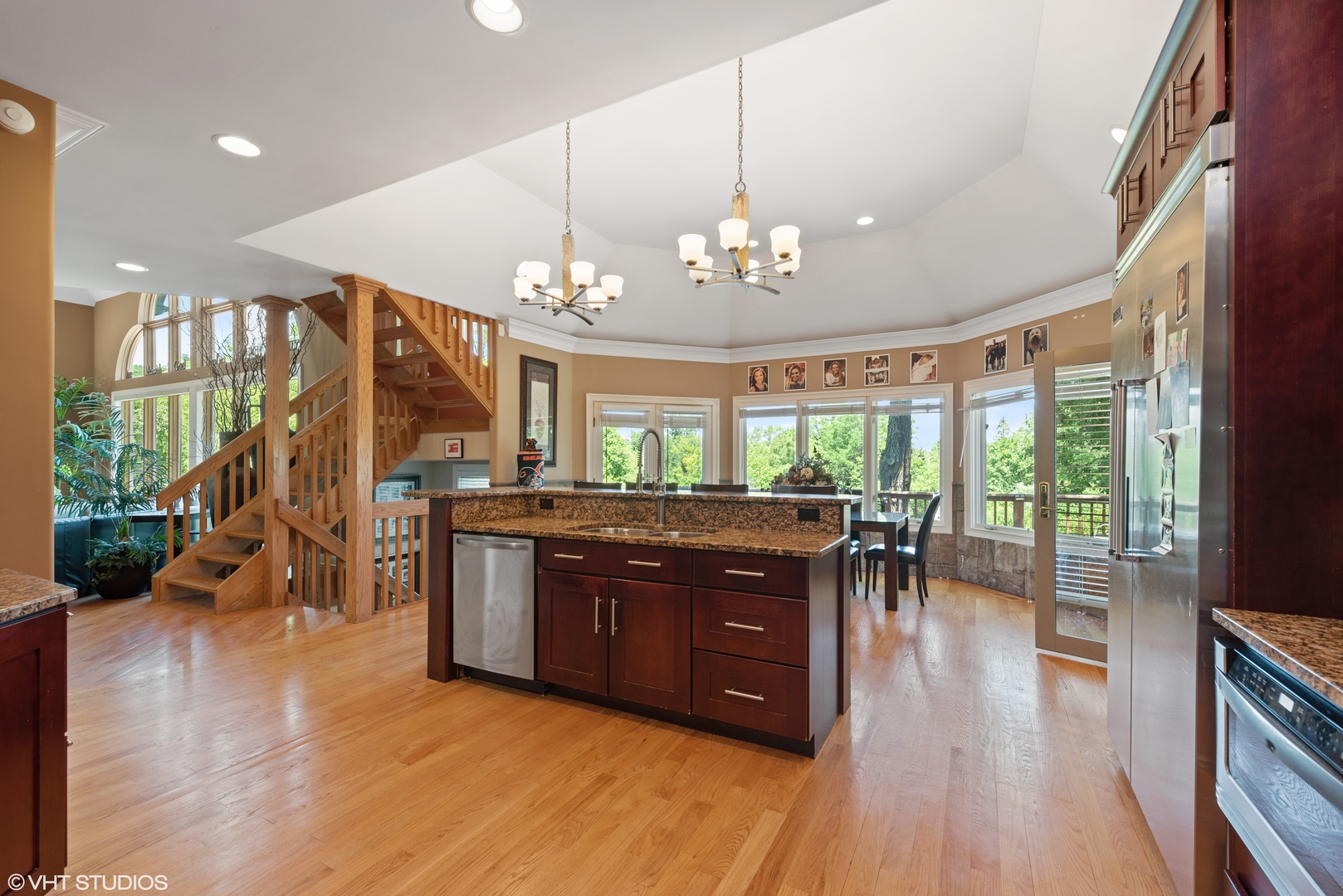35W740 Valleyview Road Dundee, IL 60102 - Photo 4 of 43