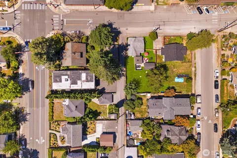 $1,199,999 | 60 2nd Avenue Northeast, Issaquah, WA 98027