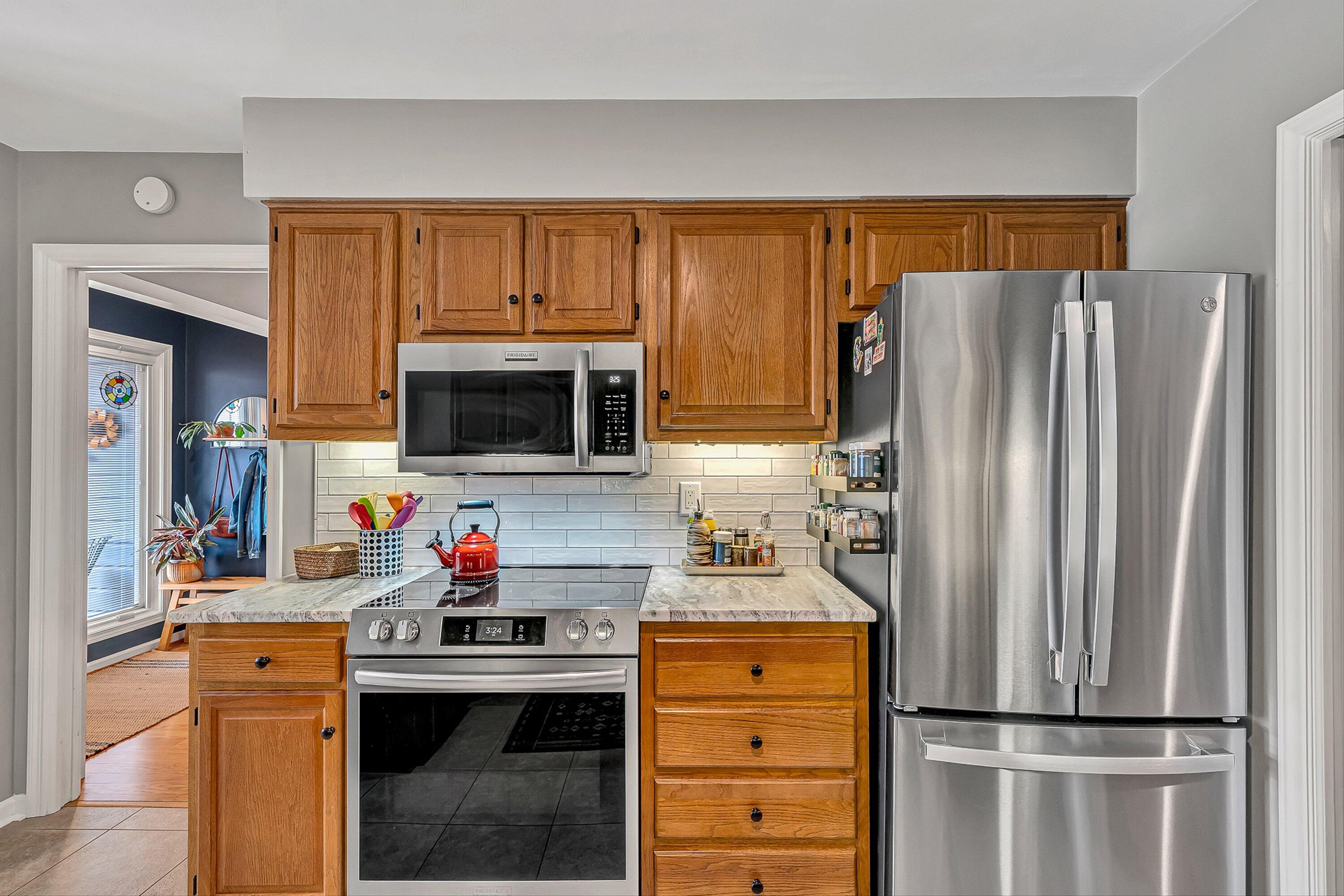 2509 South Clearing Road Salem, VA 24153 - Photo 9 of 36 09-VM-02397