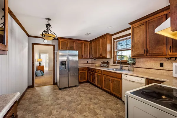 $2,100 | 7172 Lascassas Pike, Lascassas, TN 37085