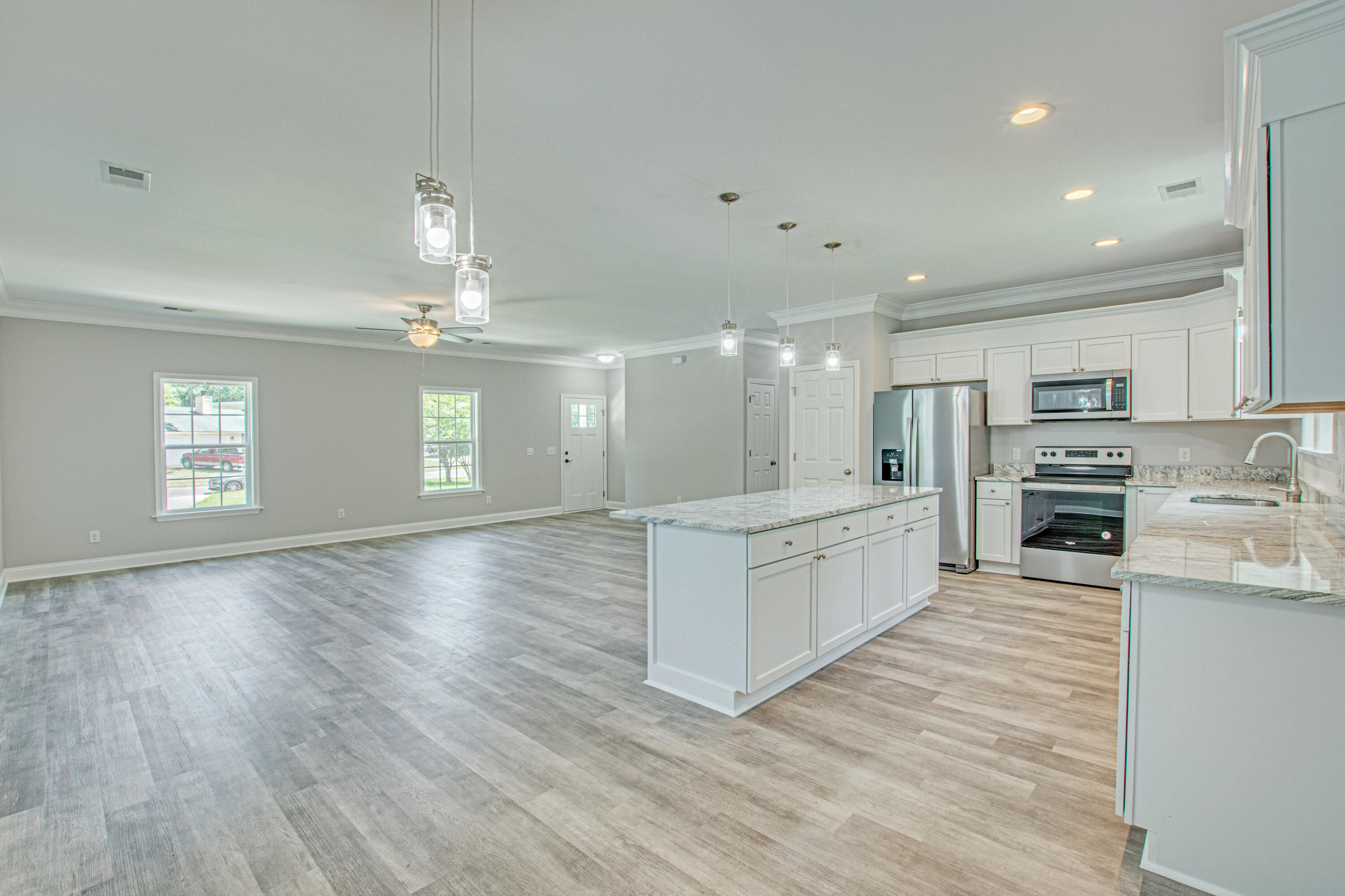 259 South Railroad Avenue Ridgeville, SC 29472 - Photo 15 of 35 Reeves Plan Open Floor