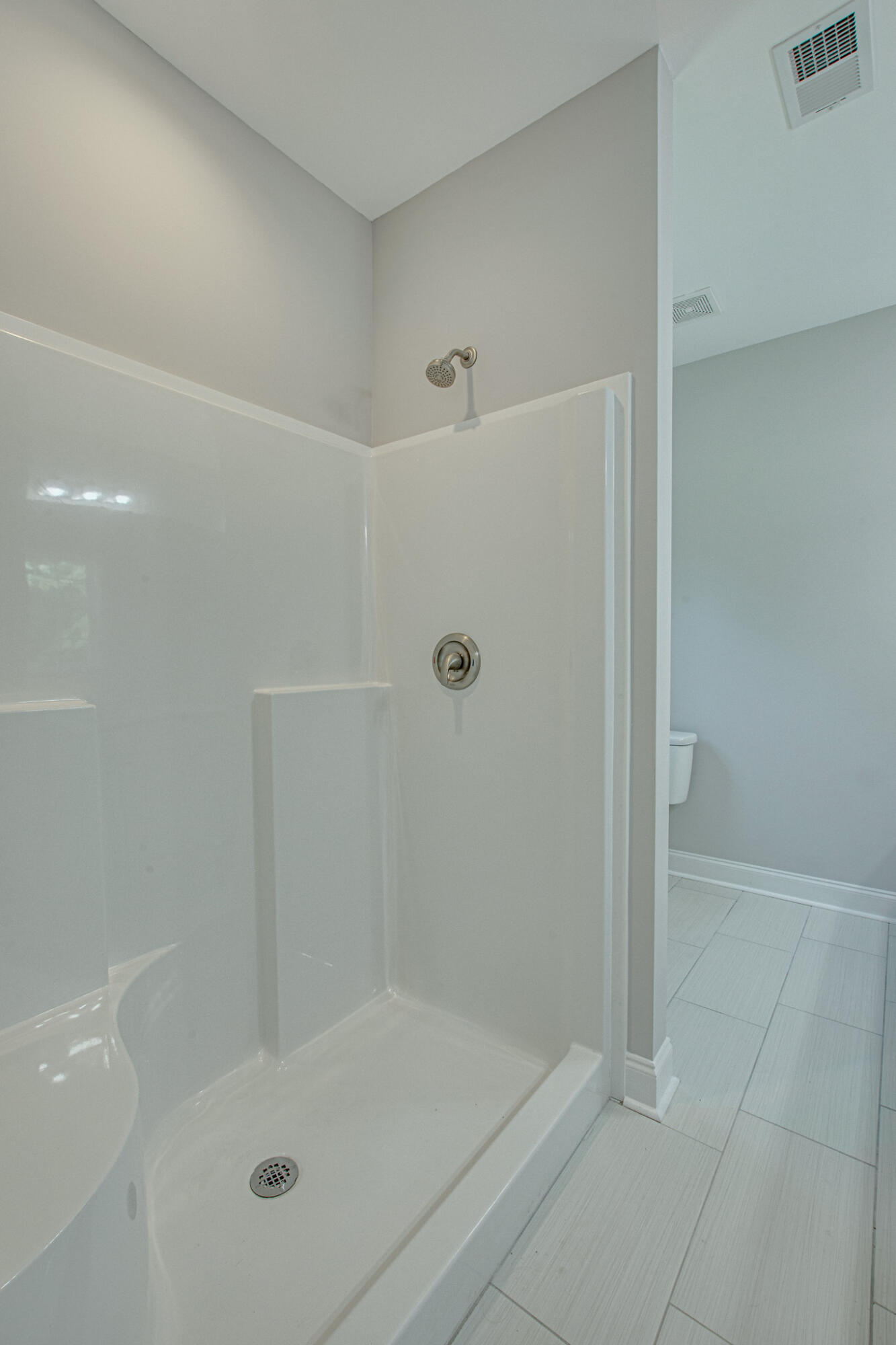259 South Railroad Avenue Ridgeville, SC 29472 - Photo 25 of 35 Reeves Plan Master Shower