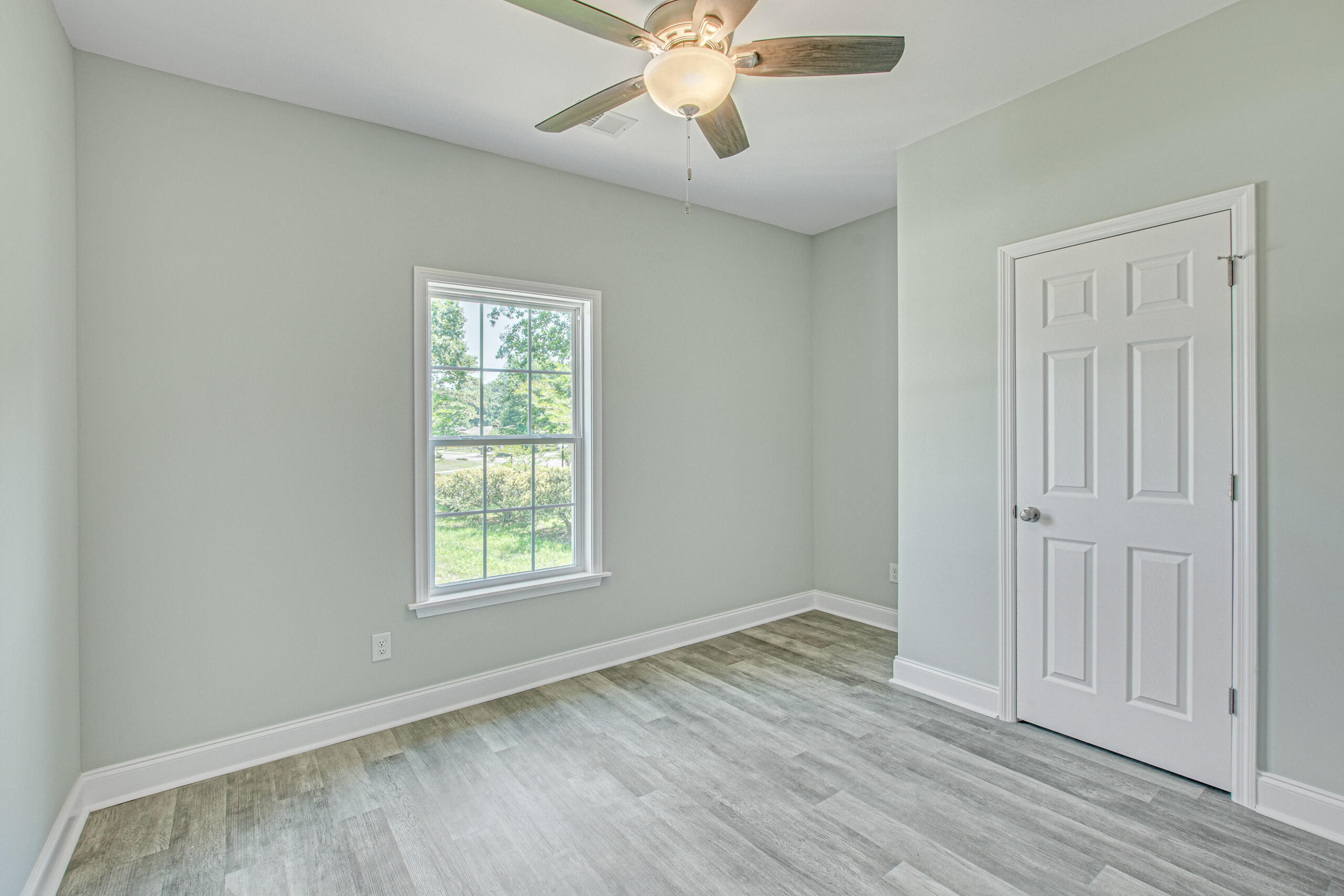 259 South Railroad Avenue Ridgeville, SC 29472 - Photo 27 of 35 Reeves Plan 2nd Bedroom
