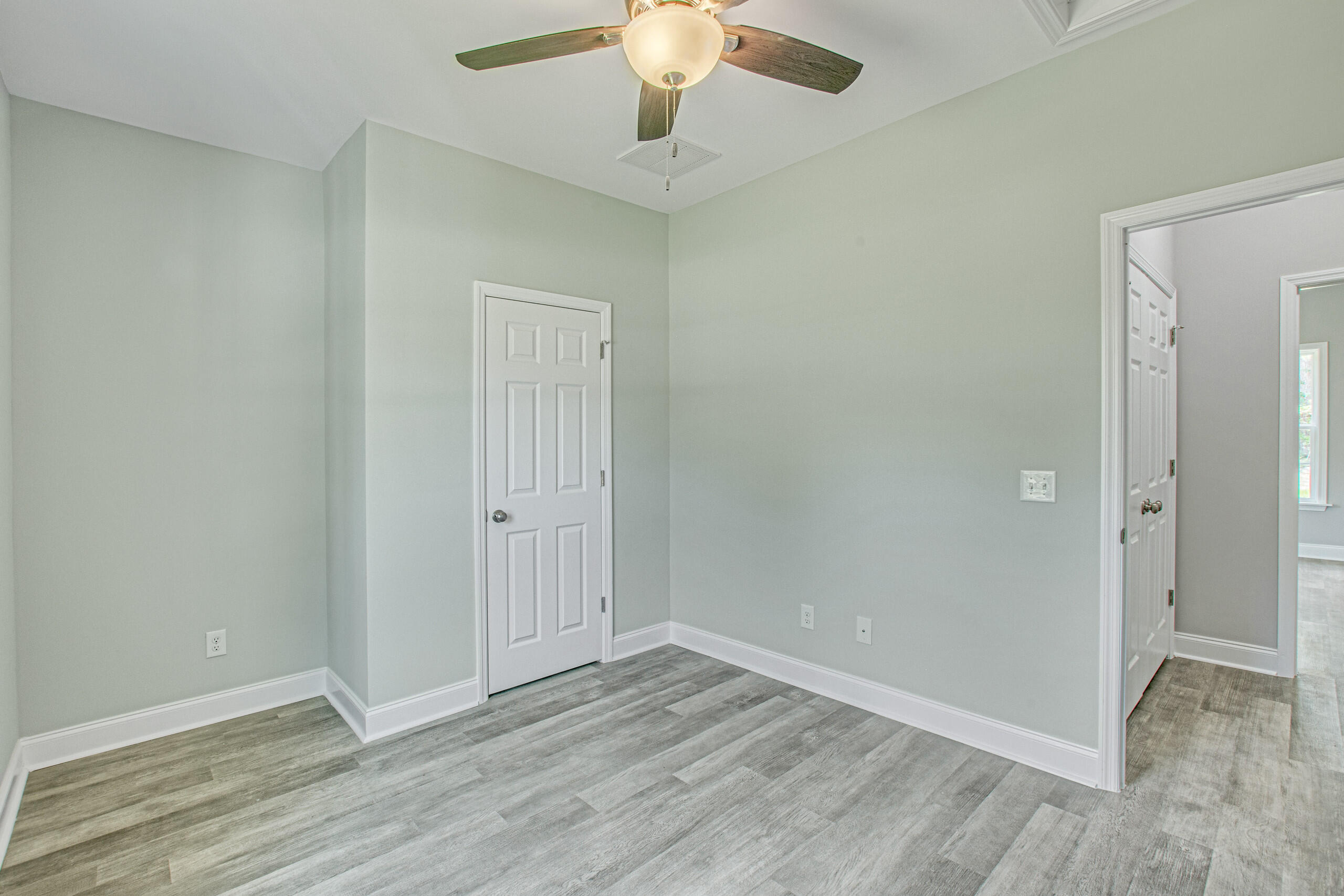259 South Railroad Avenue Ridgeville, SC 29472 - Photo 28 of 35 Reeves Plan 2nd Bedroom 2
