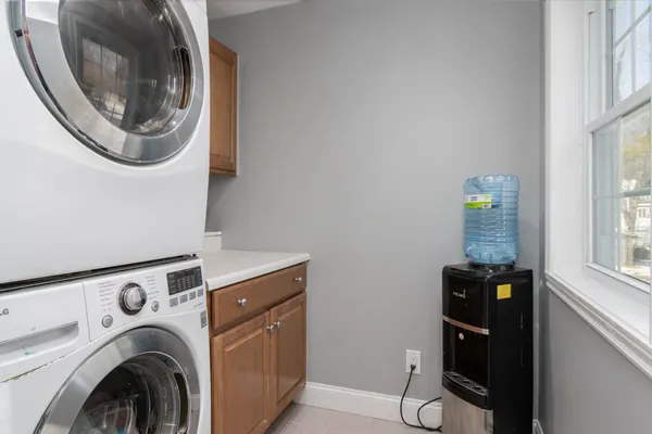 $579,900 | 17 Trues Parkway, Sandown, NH 03873