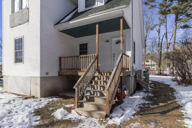 $599,900 | 17 Trues Parkway, Sandown, NH 03873