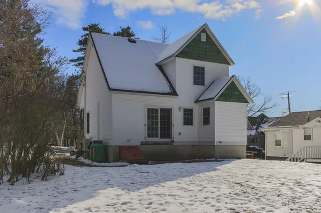 $599,900 | 17 Trues Parkway, Sandown, NH 03873