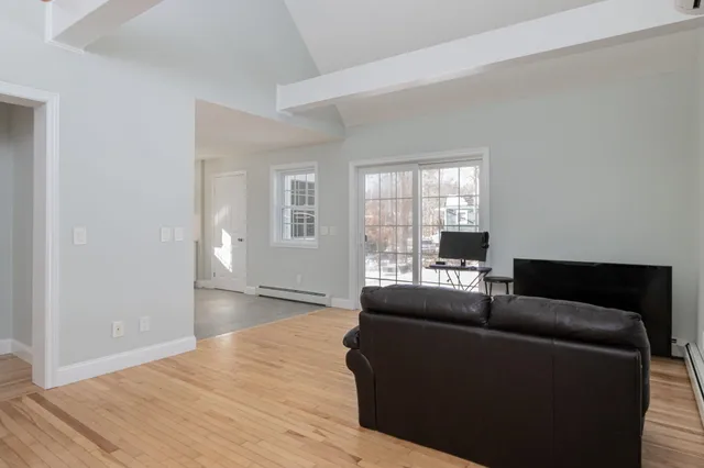 $579,900 | 17 Trues Parkway, Sandown, NH 03873