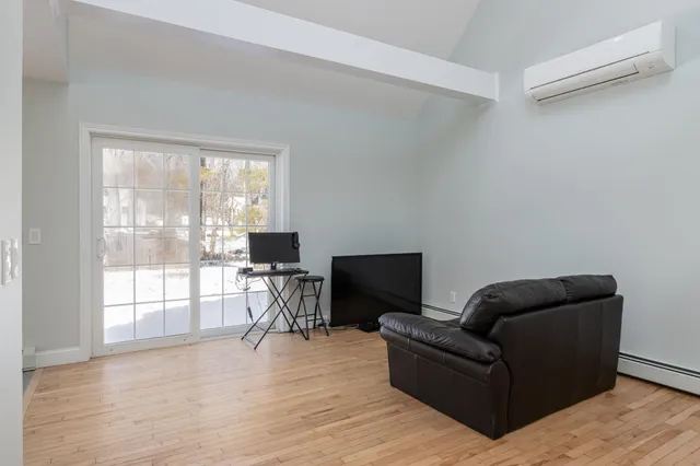 $579,900 | 17 Trues Parkway, Sandown, NH 03873