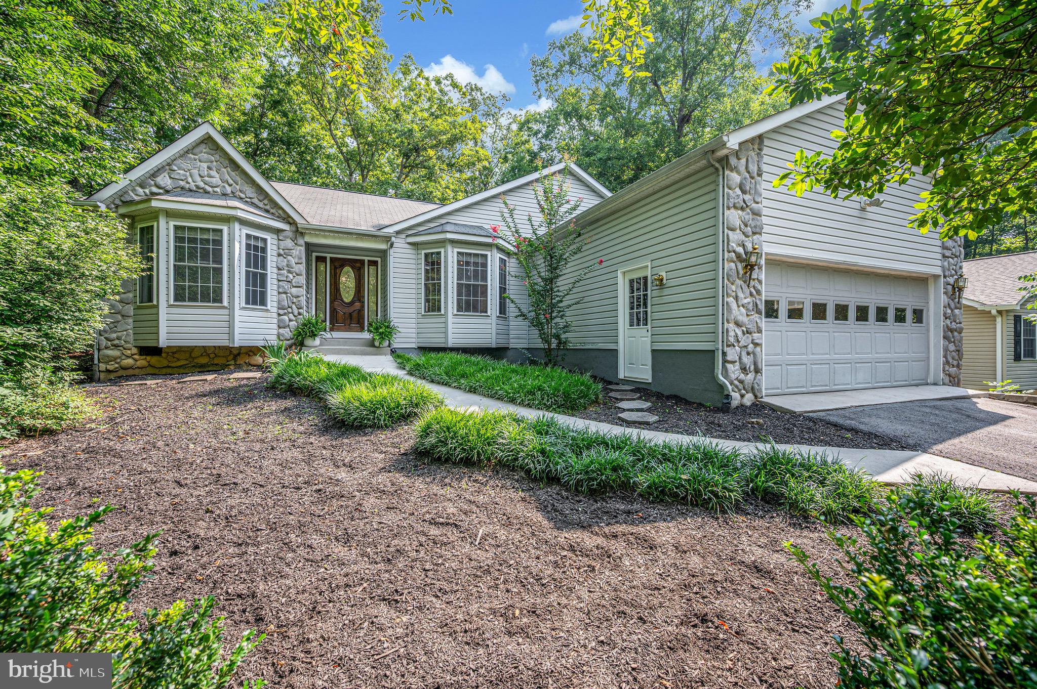 221 Birdie Road Locust Grove, VA 22508 - Photo 2 of 54 Beautifully landscaped