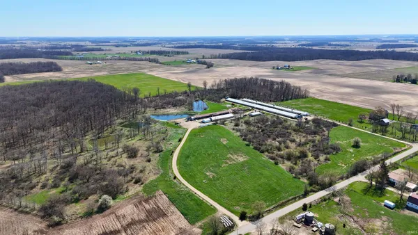 $1,500,000 | 5255 North 550 West, Pennville, IN 47369