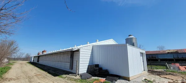 $1,500,000 | 5255 North 550 West, Pennville, IN 47369
