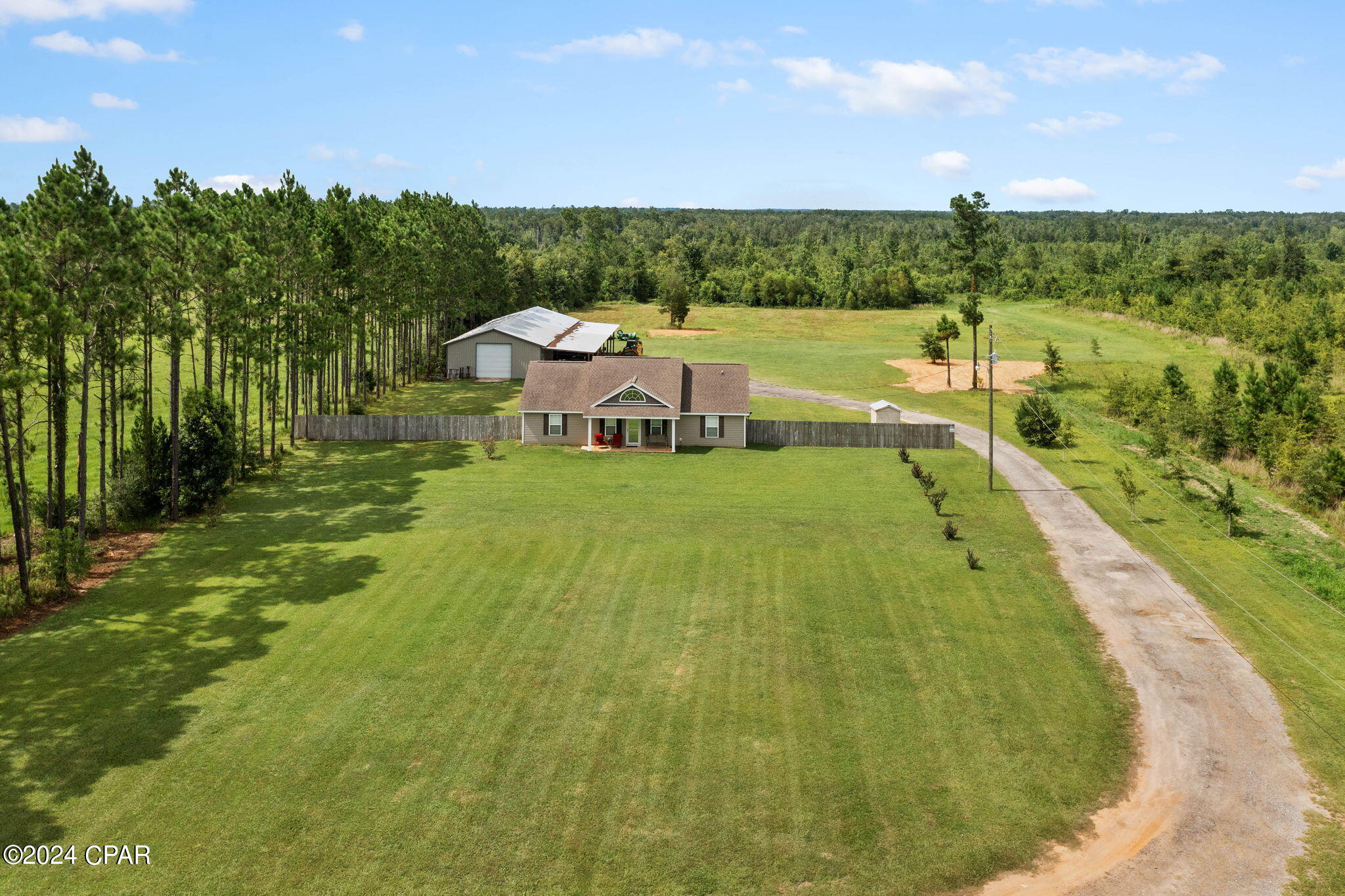 800 Brickyard Road Chipley, FL 32428 - Photo 3 of 28