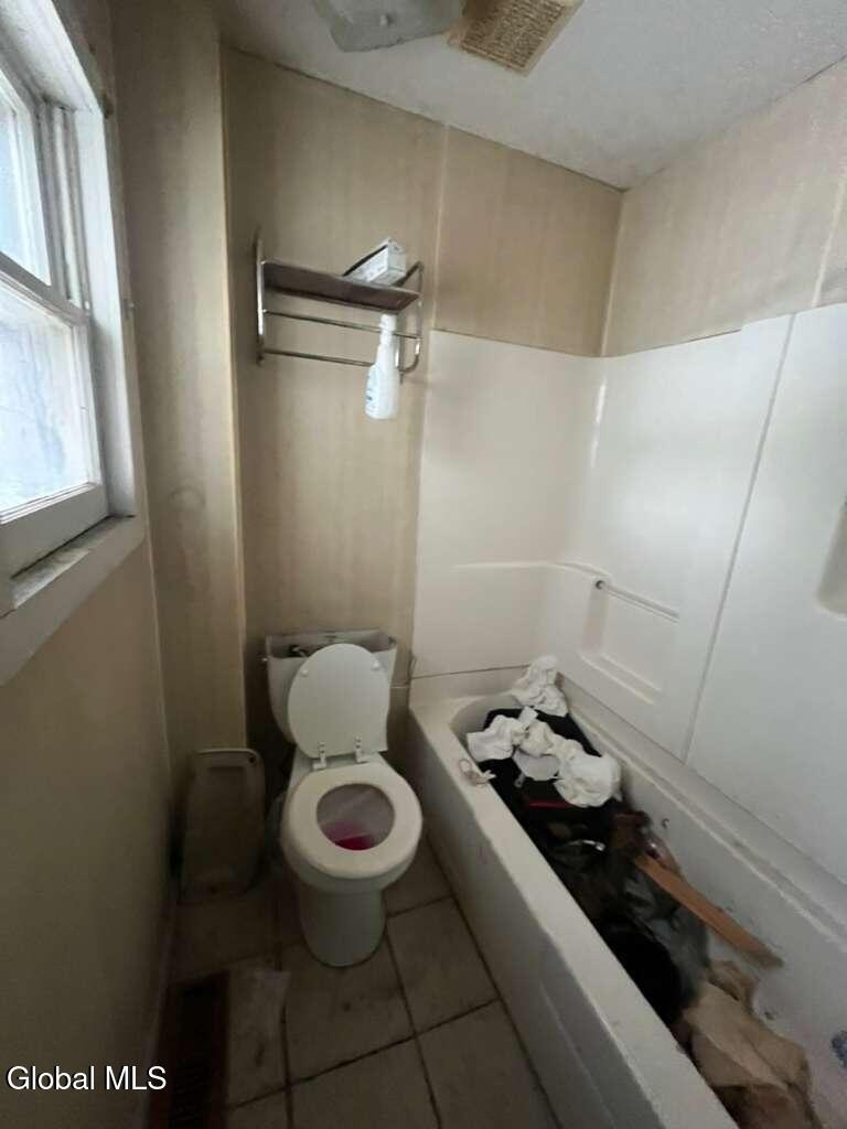 104 Odell Street Schenectady, NY 12304 - Photo 13 of 26 PHOTO-2025-12-14-10-42-01