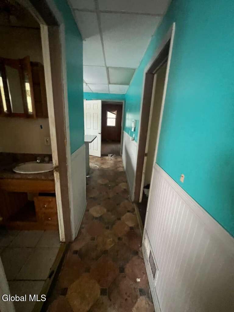 104 Odell Street Schenectady, NY 12304 - Photo 7 of 26 PHOTO-2025-12-14-10-42-01 4