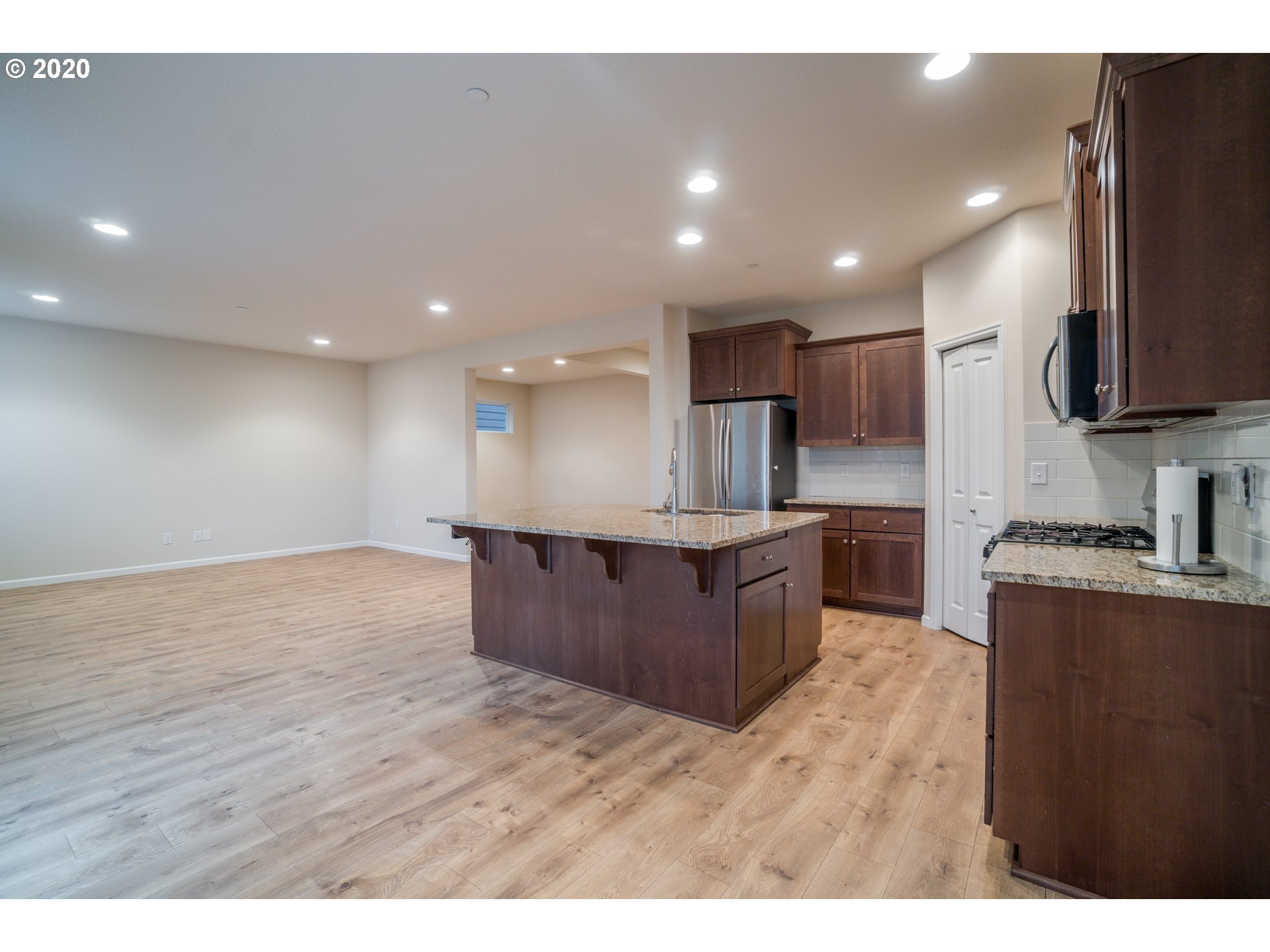 16964 Southeast Rhododendron Street Happy Valley, OR 97086 - Photo 13 of 29 Gallery Image 13