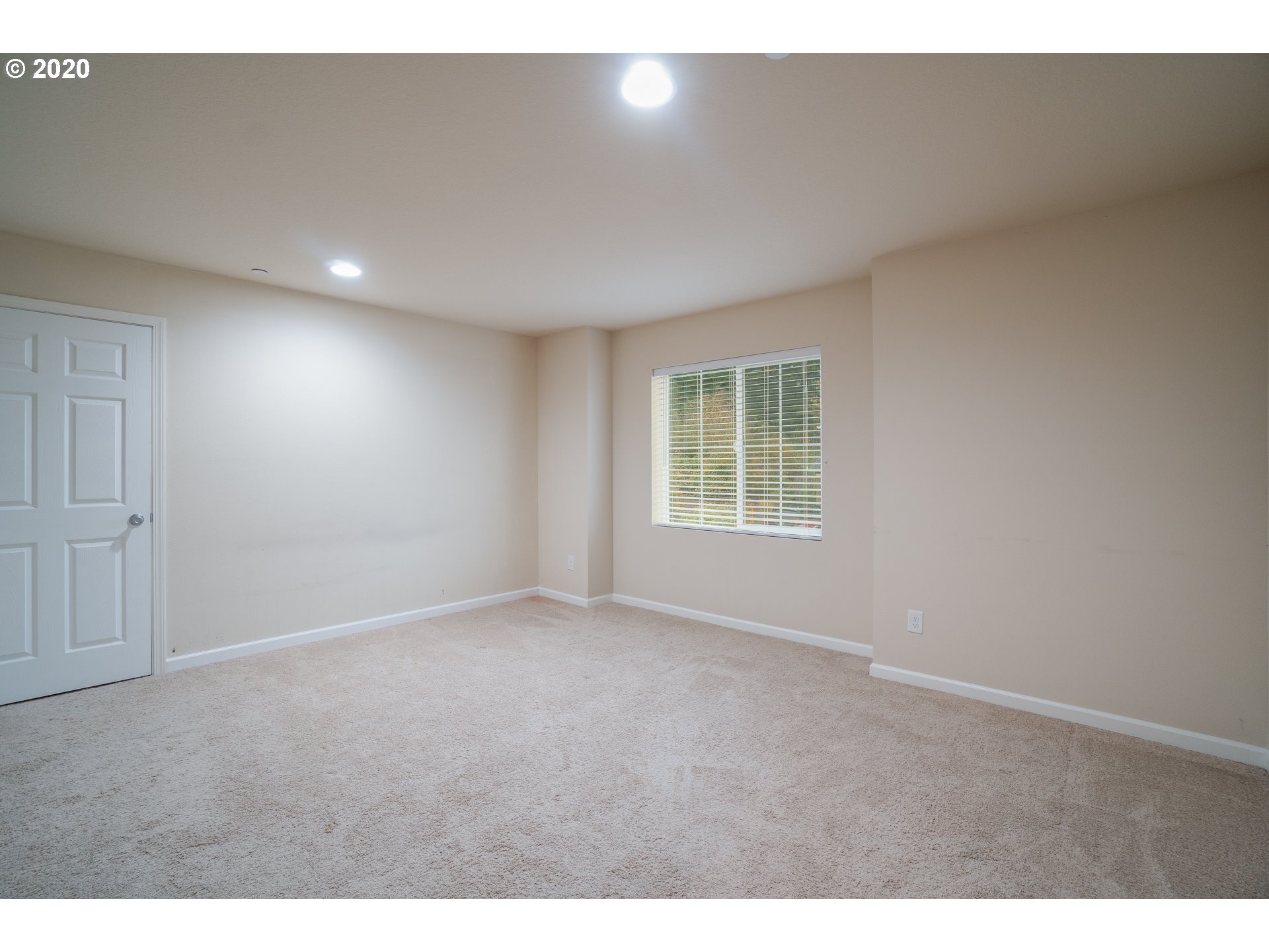 16964 Southeast Rhododendron Street Happy Valley, OR 97086 - Photo 19 of 29 Gallery Image 19