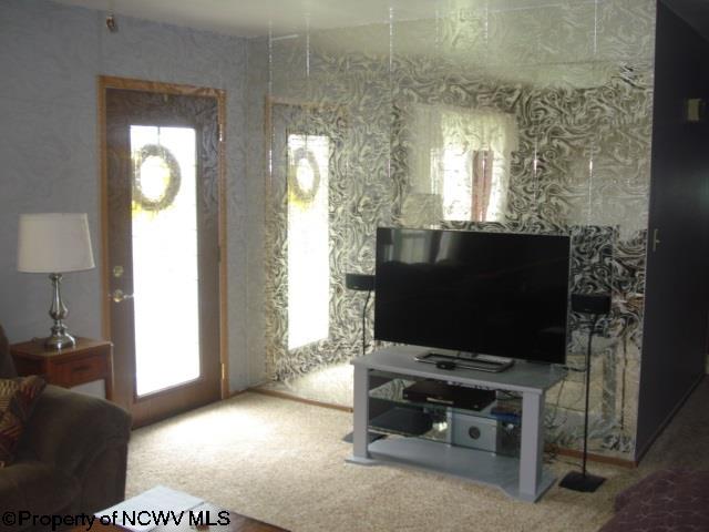 425 Morgan Street Rivesville, WV 26588 - Photo 2 of 20 Gallery Image 2