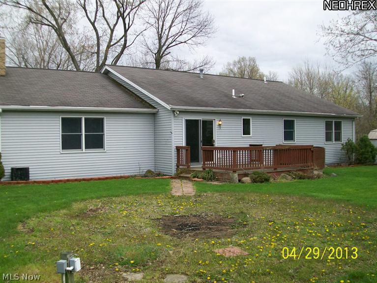810 Community Road Sheffield Lake, OH 44054 - Photo 2 of 13