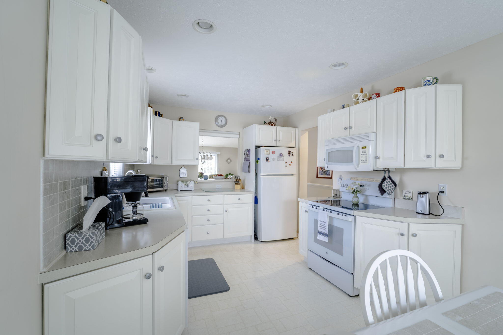 1388 East Point Ridge Holland, MI 49423 - Photo 15 of 23 21-web-or-mls-interior-16