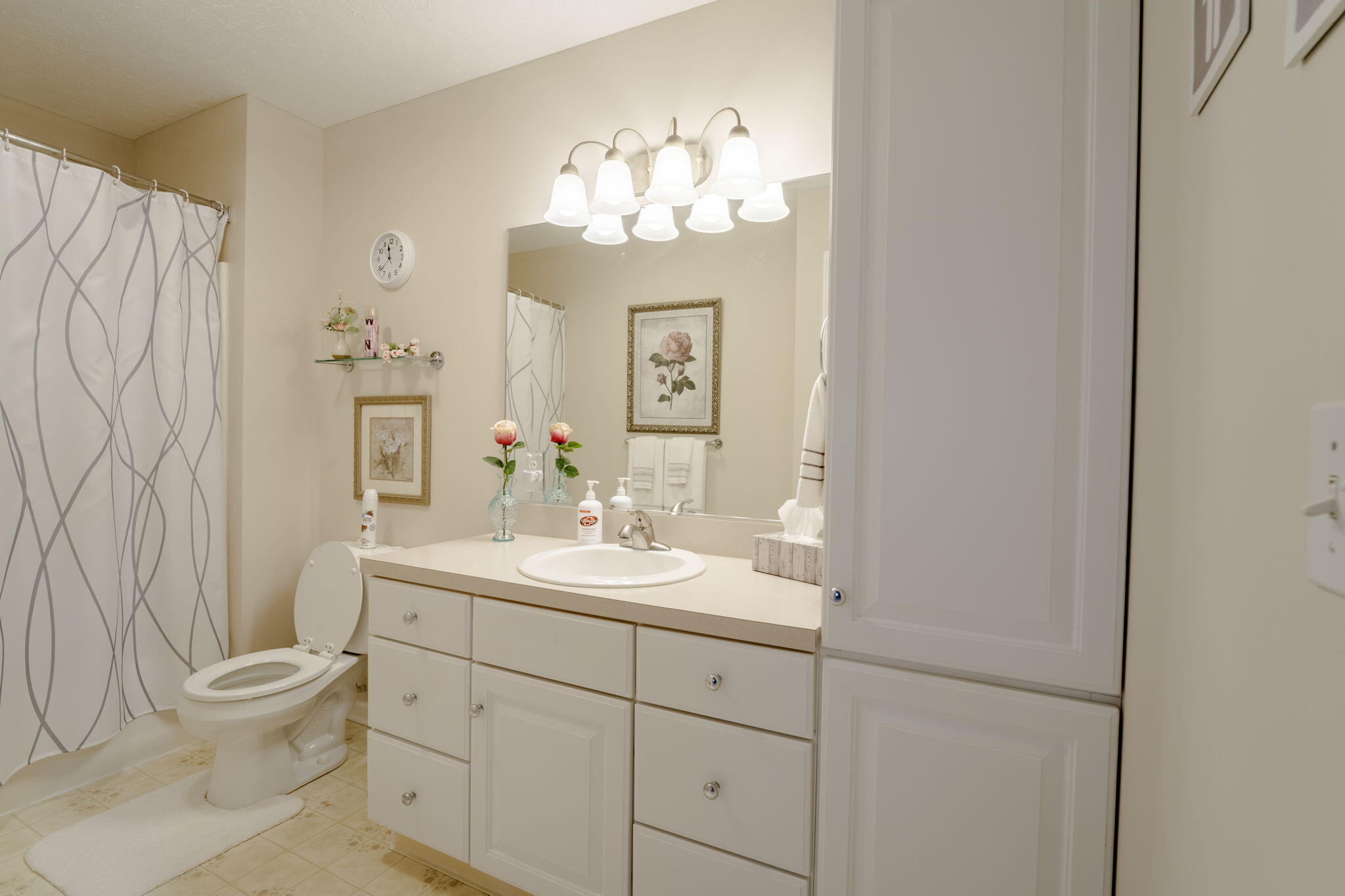 1388 East Point Ridge Holland, MI 49423 - Photo 16 of 23 19-web-or-mls-interior-18