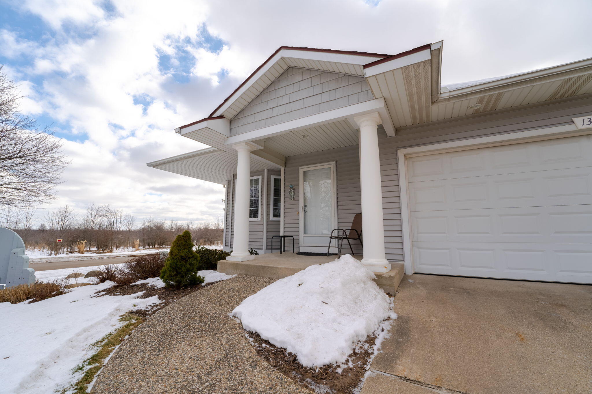 1388 East Point Ridge Holland, MI 49423 - Photo 2 of 23 4-web-or-mls-Exteriors-5