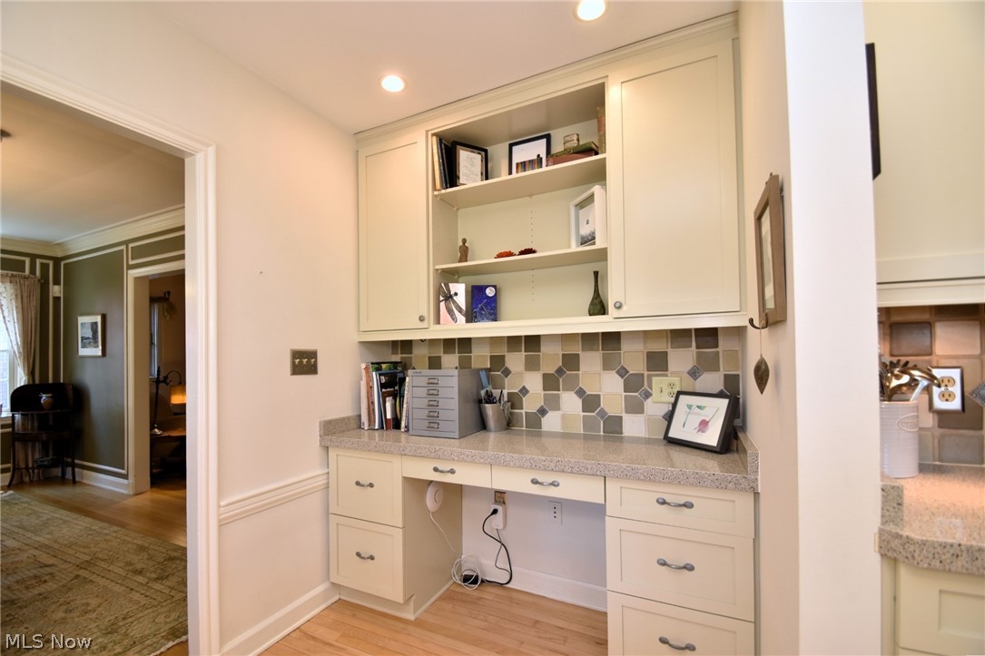 3711 Sutherland Road Shaker Heights, OH 44122 - Photo 16 of 50 Gallery Image 16