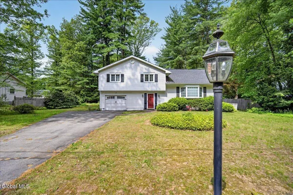 $449,000 | 5 Peck Lane, Clifton Park, NY 12065