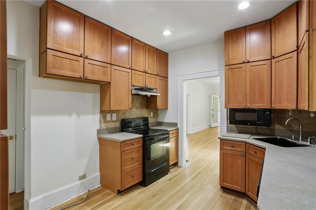 523 Candler Street Northeast Atlanta, GA 30307 - Photo 11 of 32