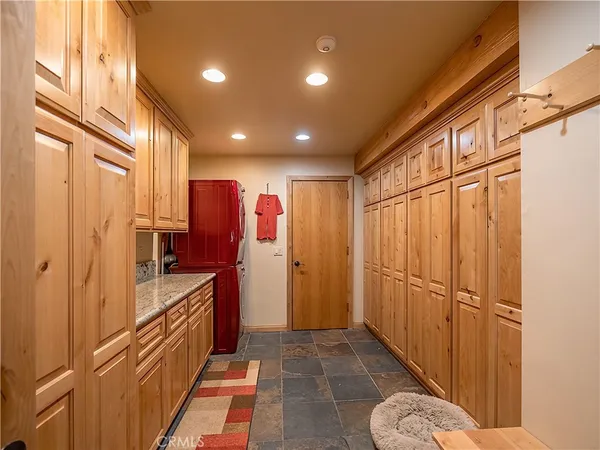 $1,695,000 | 42028 Sky View, Big Bear Lake, CA 92315