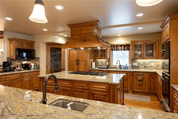 $1,695,000 | 42028 Sky View, Big Bear Lake, CA 92315