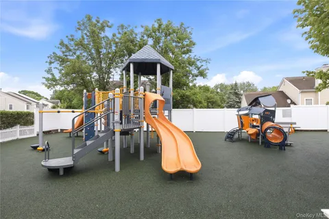 $1,195,000 | 65 Eldorado Court, White Plains, NY 10603