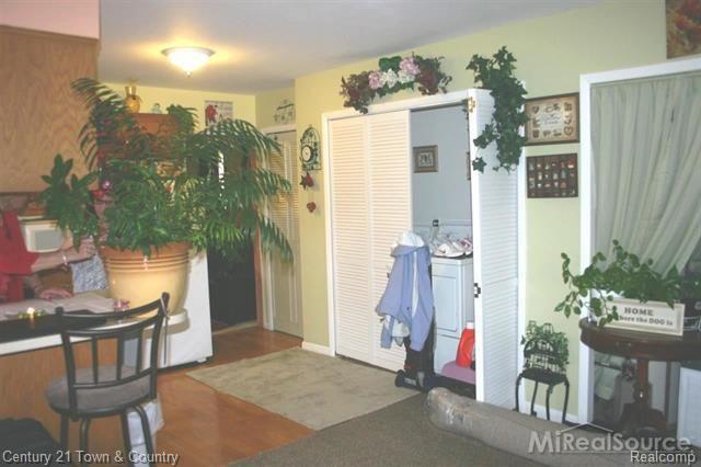 51480 Fairchild Road New Baltimore, MI 48051 - Photo 8 of 19 open.jpg