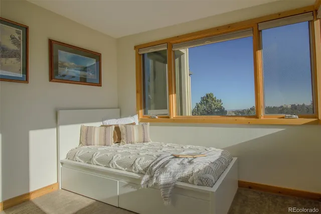 $1,200,000 | 243 Paradise Road, Golden, CO 80401