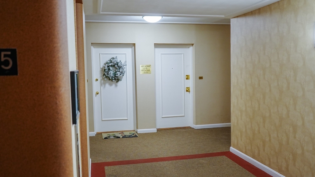 1321 Worcester Road, Unit 501 Framingham, MA 01701 - Photo 12 of 17
