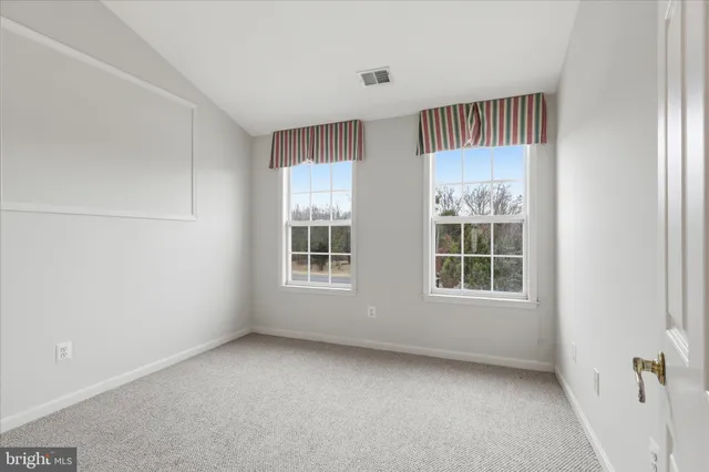 $3,400 | 2682 Logan Wood Drive, Herndon, VA 20171