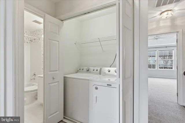 $3,400 | 2682 Logan Wood Drive, Herndon, VA 20171