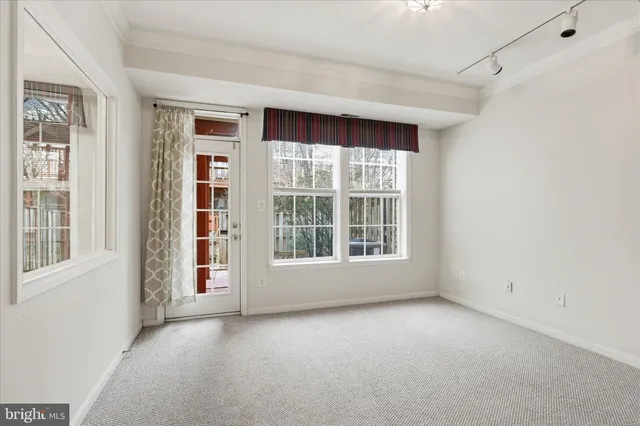 $3,400 | 2682 Logan Wood Drive, Herndon, VA 20171