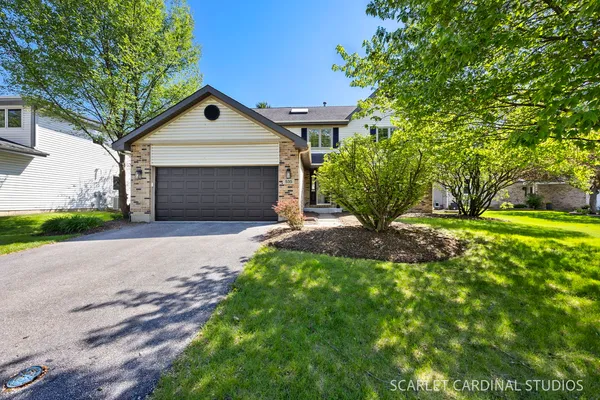 $519,900 | 535 Chester Court West, Aurora, IL 60504