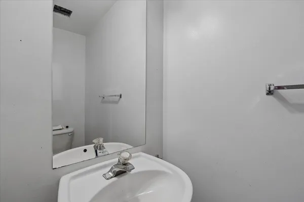 $359,900 | 1029 South Mammoth Road, Unit 17, Manchester, NH 03109