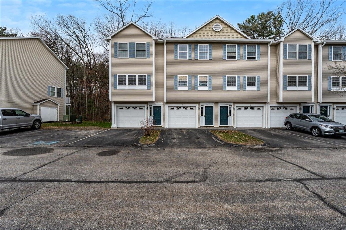 1029 South Mammoth Road, Unit 17 Manchester, NH 03109 - Photo 29 of 34