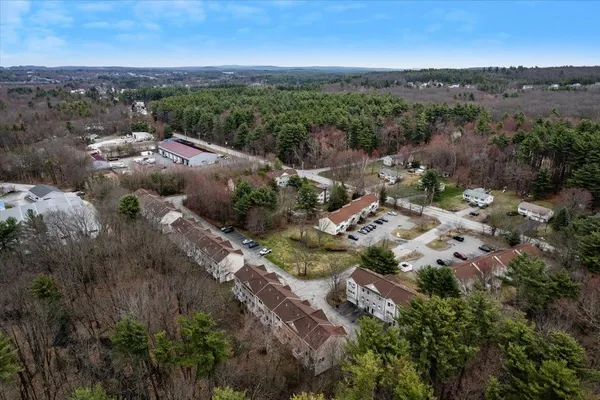 $359,900 | 1029 South Mammoth Road, Unit 17, Manchester, NH 03109