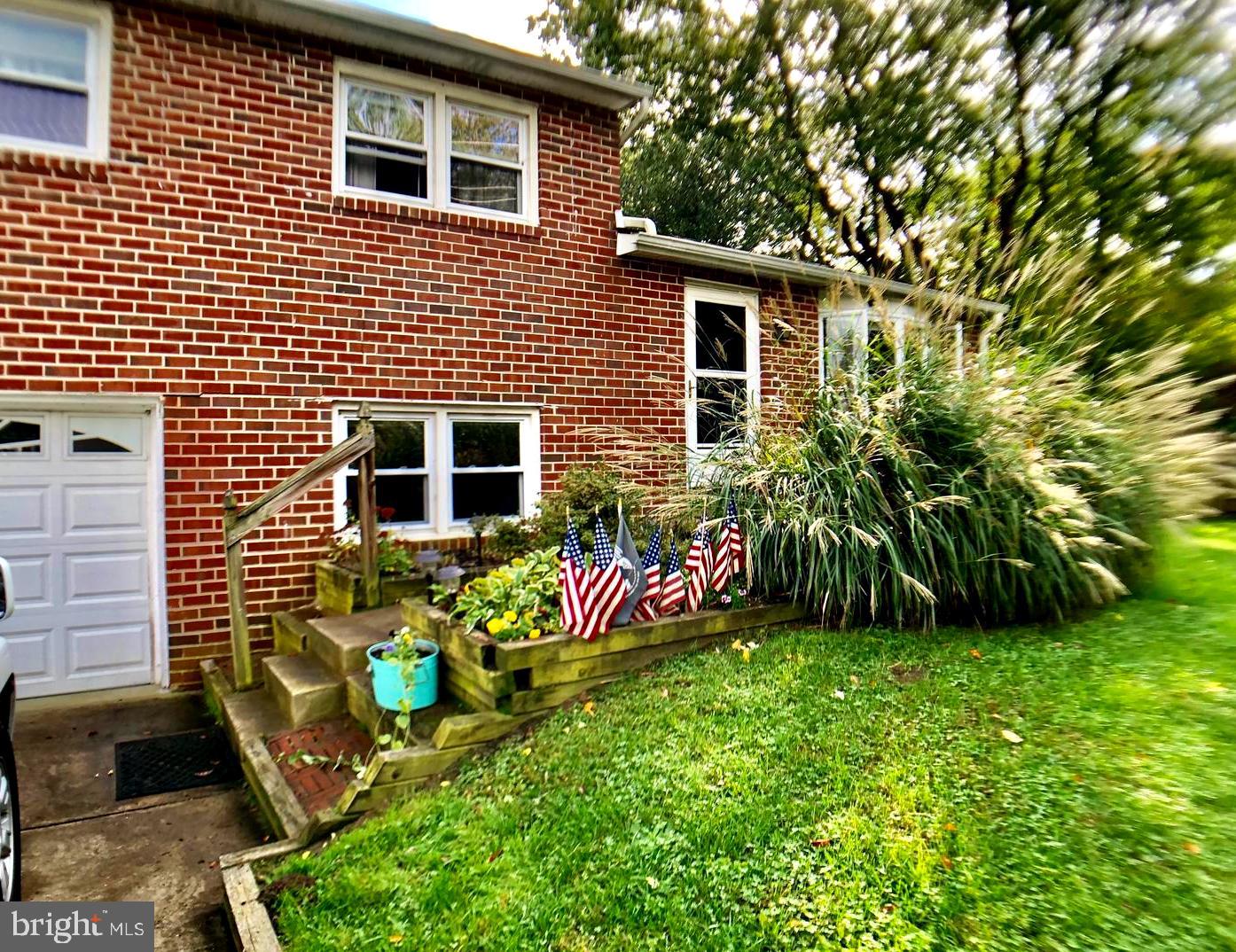504 Sicklerville Road Williamstown, NJ 08094 - Photo 2 of 39 Front of House
